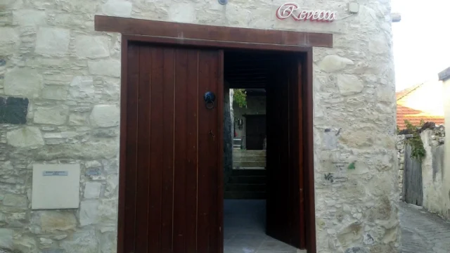 REVECCA Traditional Winery