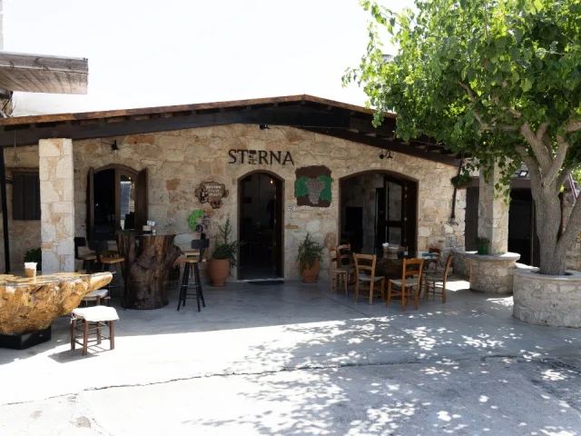 Sterna Winery & Museum