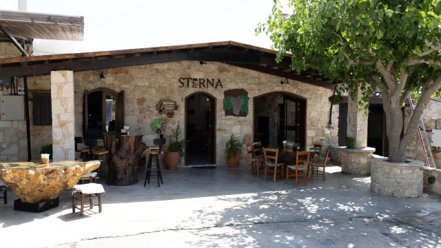 Sterna Winery & Museum